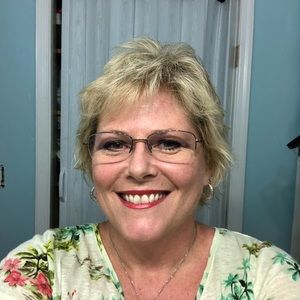 Meet your Posher, Beth